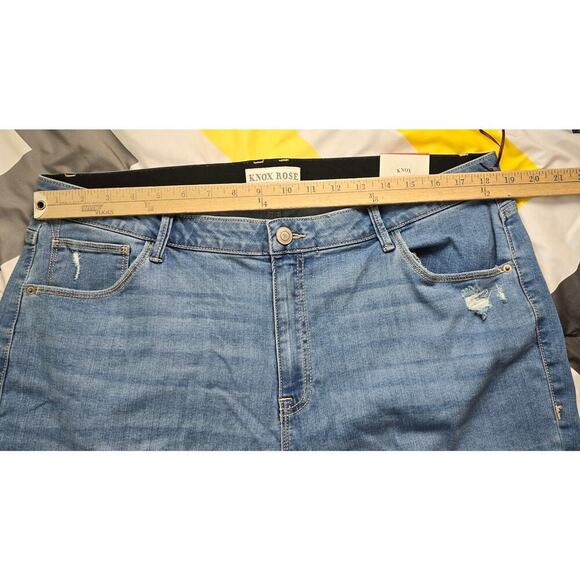 Knox Rose Women's High Rise Bootcut Jeans- Size 18W - Picture 6 of 6